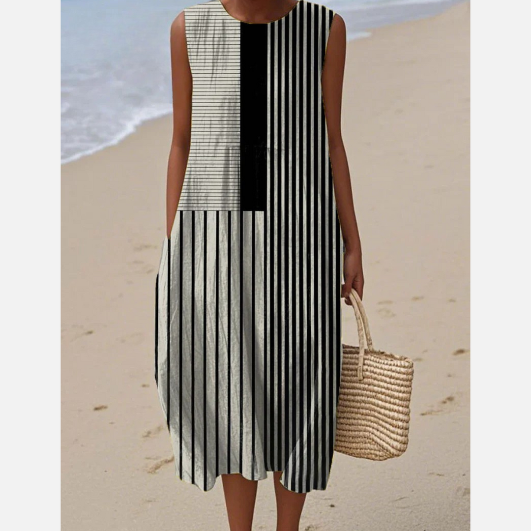 SORELLE – MONOCHROME STRIPED DRESS