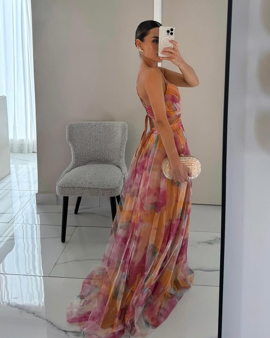 SOFIA - ELEGANT FLOWING MAXI DRESS
