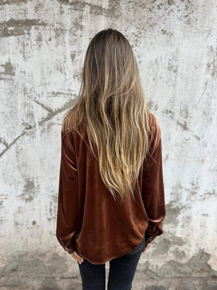 CELESTE – VELVET SHIRT