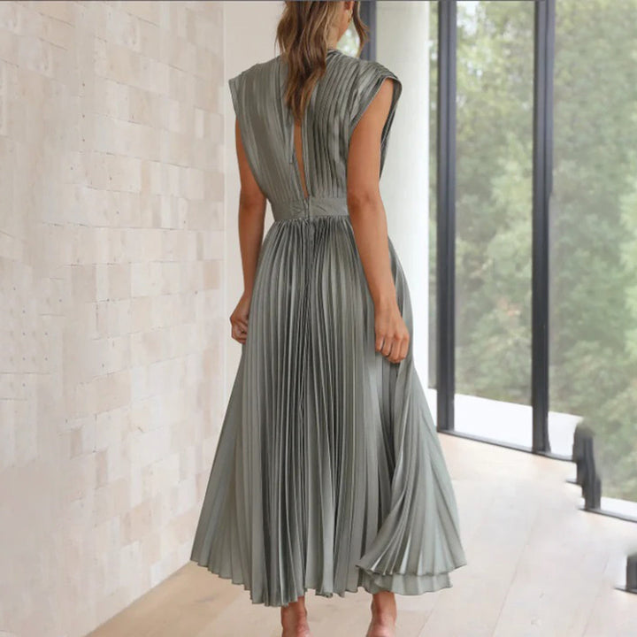 KAITLYN - ELEGANT PLEATED MIDI DRESS