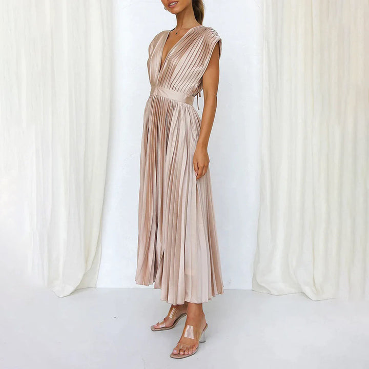KAITLYN - ELEGANT PLEATED MIDI DRESS