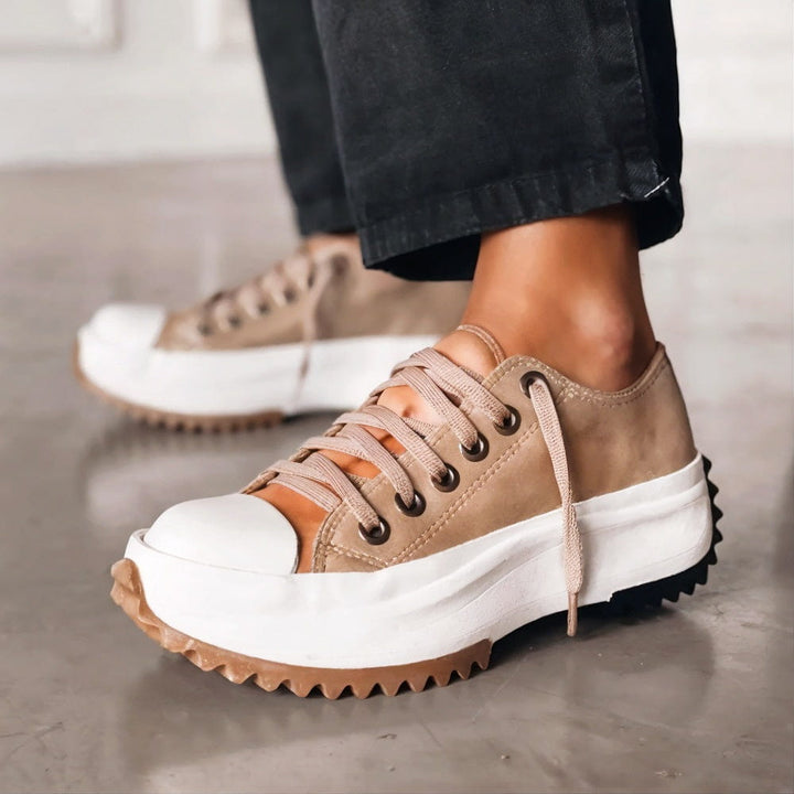 ELLA VUE - CUSHIONED EVERYDAY SNEAKERS
